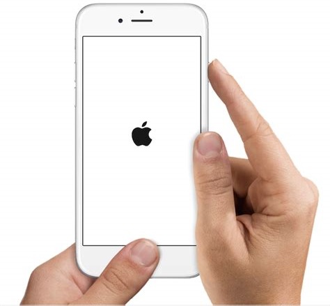 force restart iphone to fix iphone restore stuck